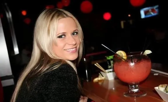 Miriam, 27 Jahre — diskrete affäre in Pulheim