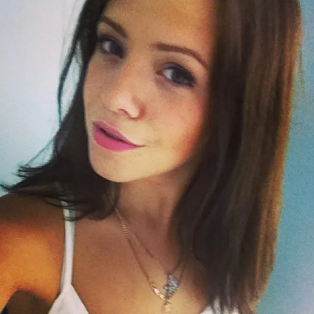 Ines, 28 Jahre — diskrete affäre in Herborn