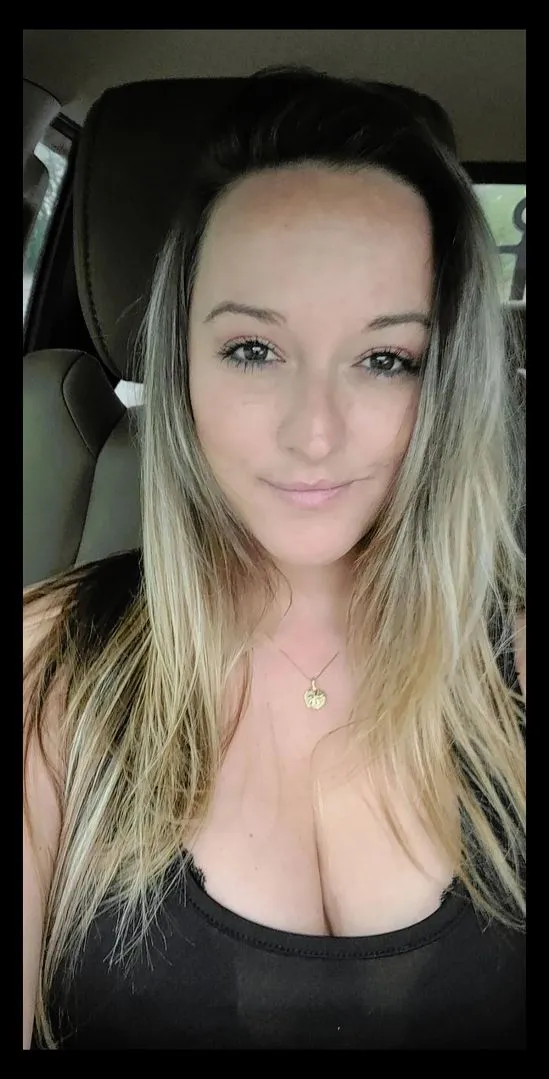 Jana, 27 Jahre — diskrete affäre in Nippes