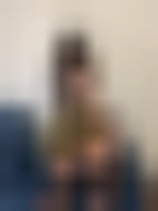 Laura, 27 Jahre — diskrete affäre in München