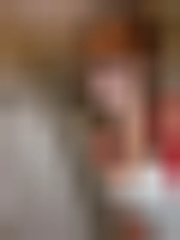 Nora, 30 Jahre — diskrete affäre in Duisburg