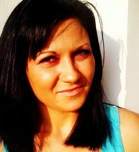 Emilia, 24 Jahre — diskrete affäre in Baden-Baden