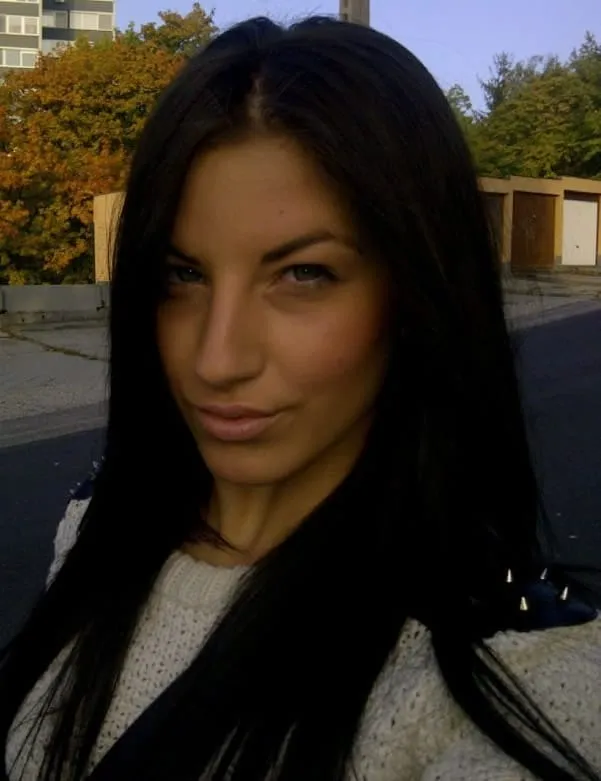 Emma, 22 Jahre — diskrete affäre in Hellersdorf, 00