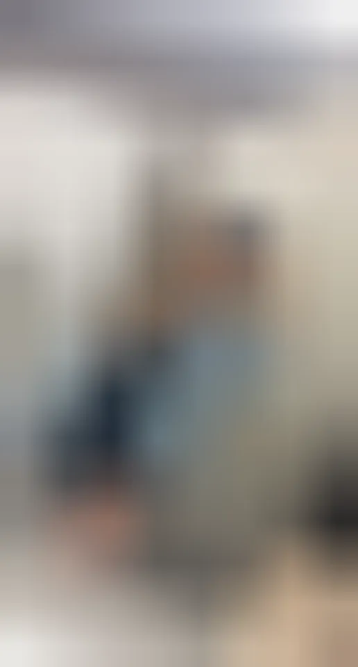 Melanie, 28 Jahre — diskrete affäre in Mülheim