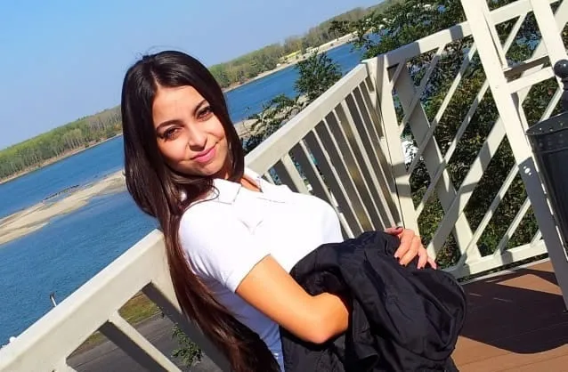 Nika, 24 Jahre — diskrete affäre in Neuss